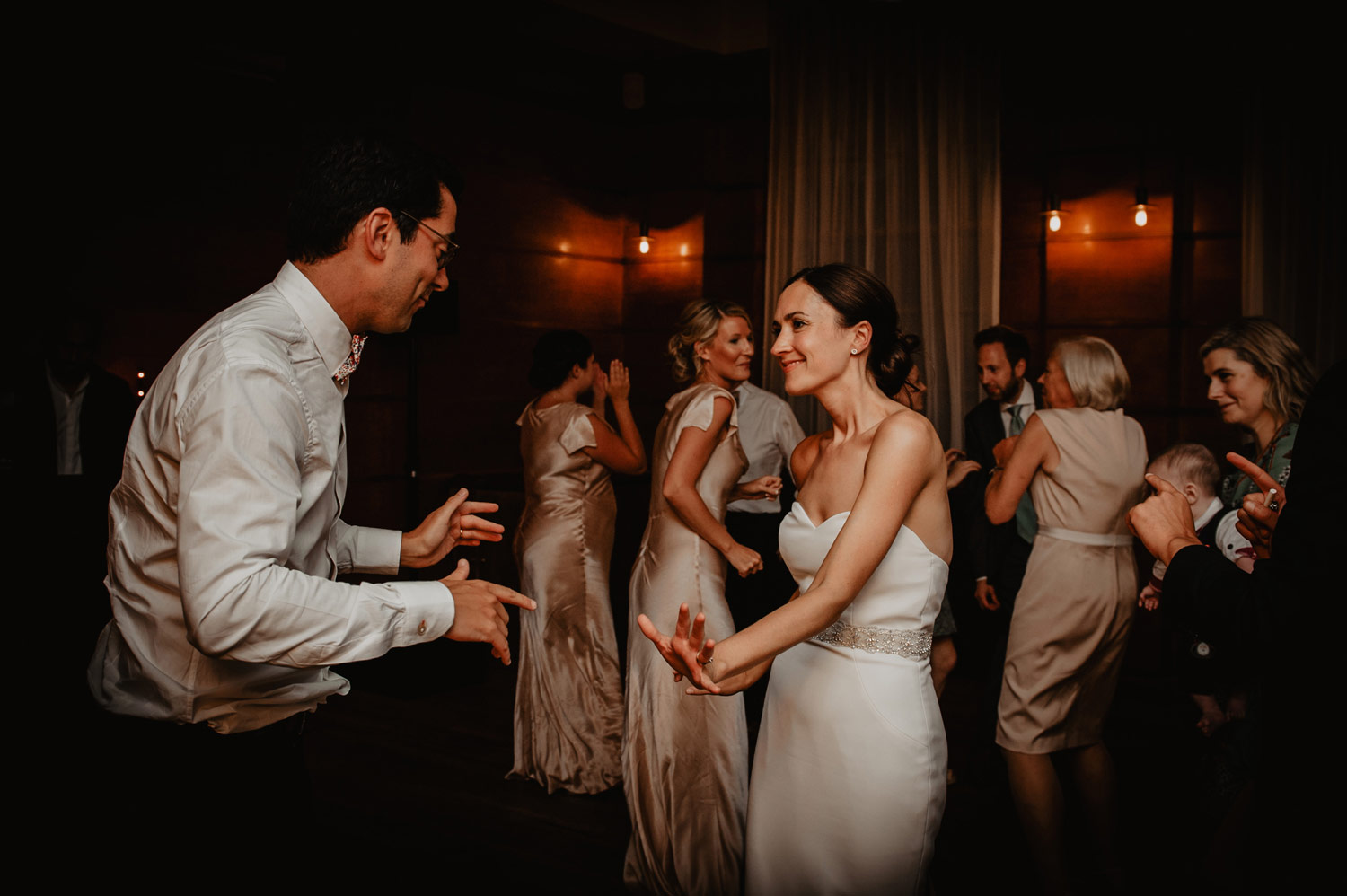 london town hall hotel wedding photography