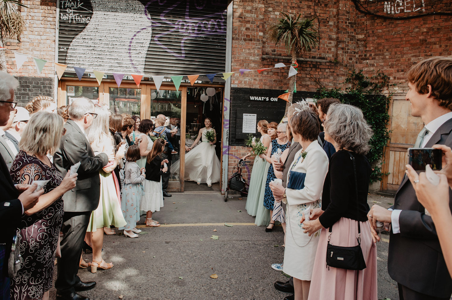 modern industrial minimalist hackney wedding stour space anne schwarz photography