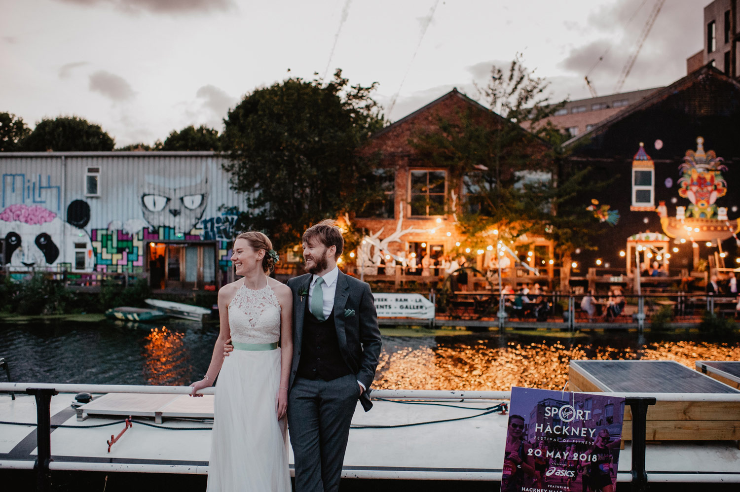 modern minimalist hackney wedding stour space anne schwarz photography