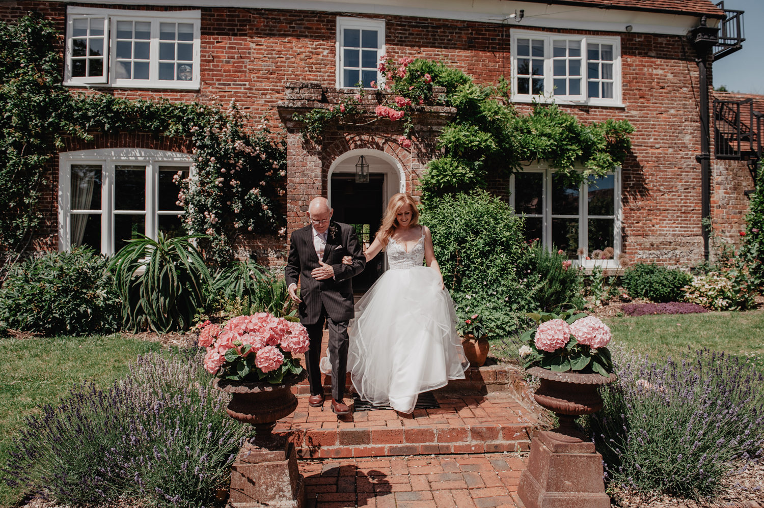 hampshire cottage garden wedding 