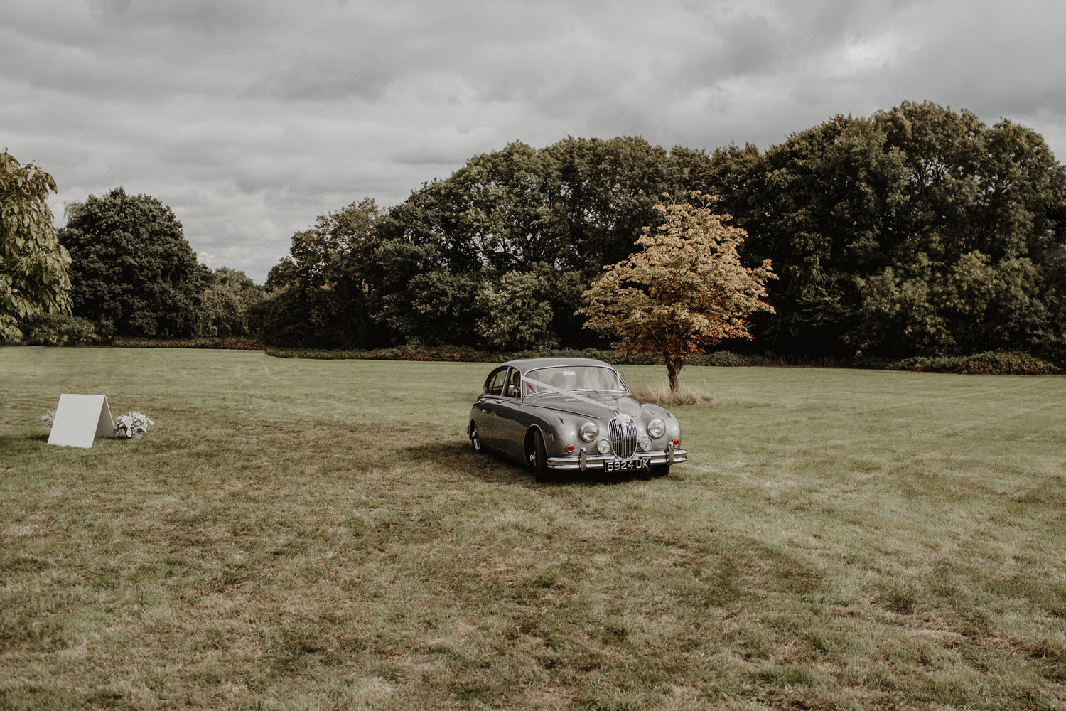 marquee tipi wedding field buckinghamshire photographer